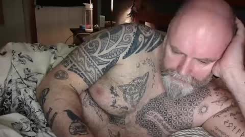 Snapshot of tattooeddilf01 chatting on January 6, 4:58 am Tattooeddilf 01 online show from January 6, 4:58 am
