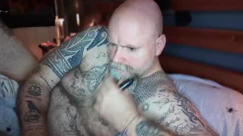 Snapshot of tattooeddilf01 chatting on September 16, 12:45 am Tattooeddilf 01 online show from September 16, 12:45 am