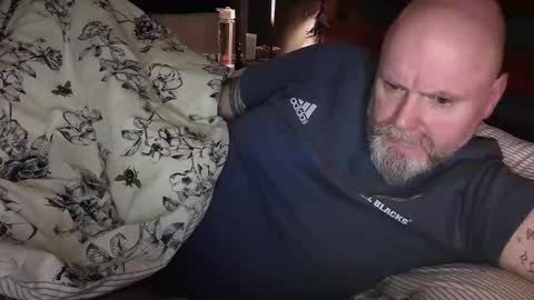 Snapshot of tattooeddilf01 chatting on January 6, 9:54 pm Tattooeddilf 01 online show from January 6, 9:54 pm