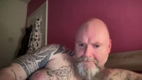 Snapshot of tattooeddilf01 chatting on January 16, 1:58 am Tattooeddilf 01 online show from January 16, 1:58 am
