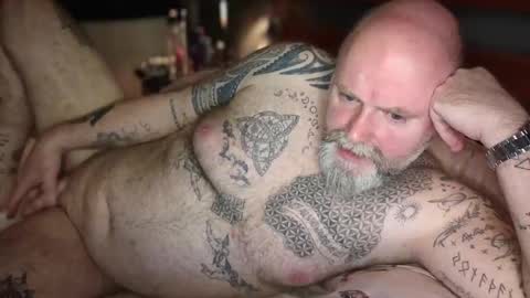 Snapshot of tattooeddilf01 chatting on January 21, 10:19 pm Tattooeddilf 01 online show from January 21, 10:19 pm
