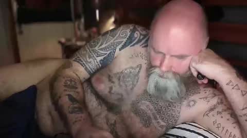 Tattooeddilf 01 online show from October 9, 10:04 pm