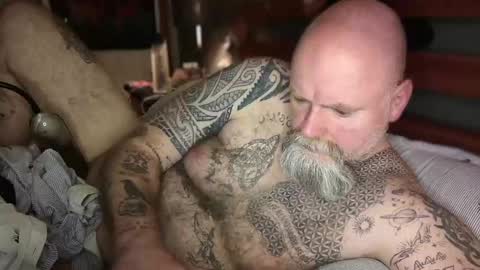 Snapshot of tattooeddilf01 chatting on September 20, 2:03 am Tattooeddilf 01 online show from September 20, 2:03 am