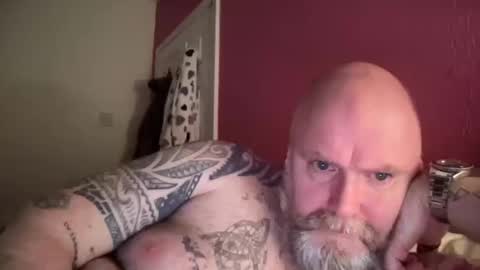 Snapshot of tattooeddilf01 chatting on January 15, 3:11 am Tattooeddilf 01 online show from January 15, 3:11 am