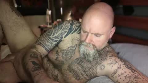 Snapshot of tattooeddilf01 chatting on September 19, 12:59 am Tattooeddilf 01 online show from September 19, 12:59 am