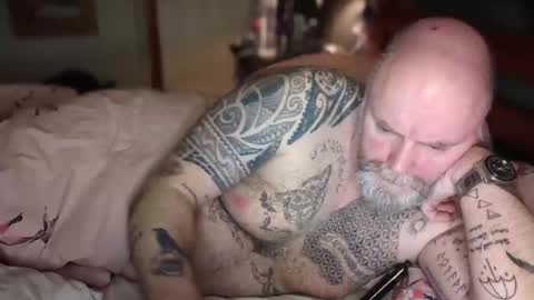 Snapshot of tattooeddilf01 chatting on January 24, 1:35 am Tattooeddilf 01 online show from January 24, 1:35 am