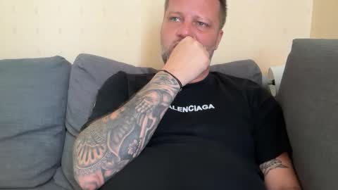 tattoomanforgirls online show from May 21, 2:56 pm