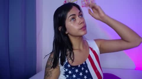 Snapshot of tattybunny chatting on February 24, 6:15 pm Tatty online show from February 24, 6:15 pm