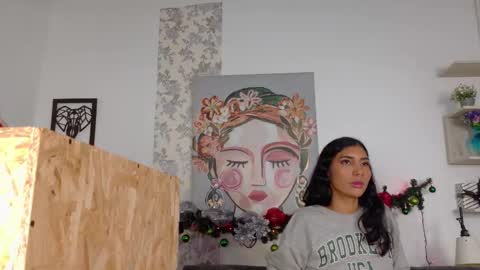 Taty Miller online show from December 1, 8:40 pm