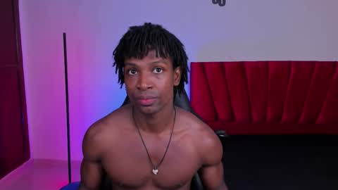 tau_montes online show from December 16, 1:28 pm