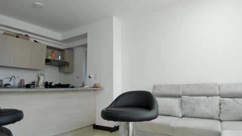  T A U R U S  online show from September 10, 11:33 am