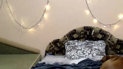 Taya online show from April 24, 7:49 pm