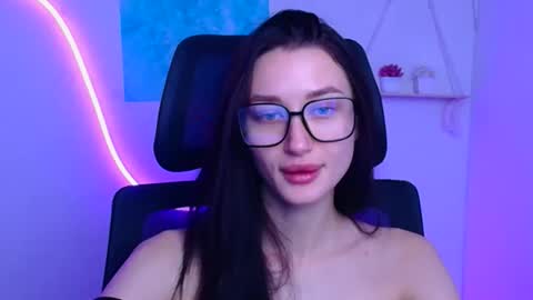 Taya online show from December 22, 6:31 am