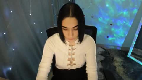 Tayla online show from November 21, 2:37 pm