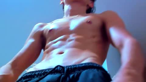 tayler_swift1 online show from February 13, 6:33 pm