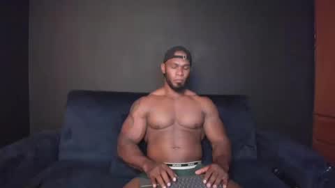 Snapshot of tayler_waka chatting on September 19, 11:19 pm Tyler online show from September 19, 11:19 pm