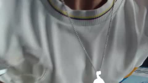 independent model online show from July 4, 8:18 am