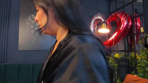 Taylor Bennet online show from February 27, 6:20 pm