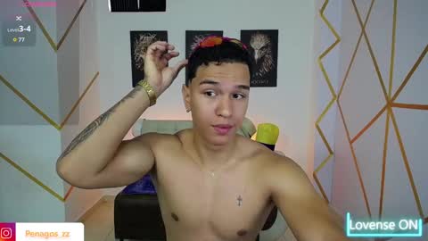 Snapshot of taylor_johnn chatting on February 12, 4:22 pm Penagos zz online show from February 12, 4:22 pm