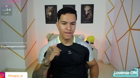 Snapshot of taylor_johnn chatting on February 8, 8:32 pm Penagos zz online show from February 8, 8:32 pm