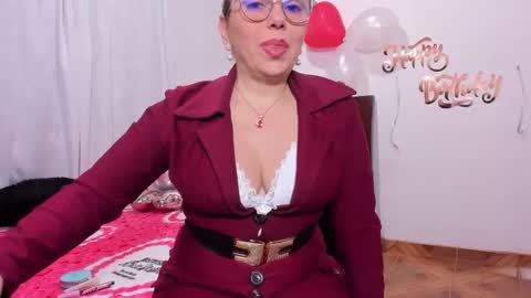 taylorhot72_ online show from September 20, 4:04 am