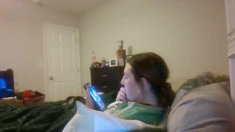 taylorslay online show from June 25, 3:36 am