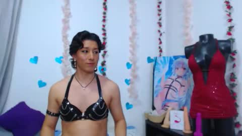 Taylorsweet1111 online show from January 18, 1:25 am