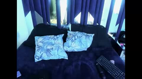 taylorxht online show from October 5, 5:27 am