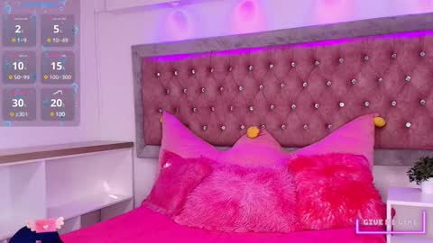 Snapshot of tayzon_foxxx chatting on March 1, 12:45 pm Sofia online show from March 1, 12:45 pm