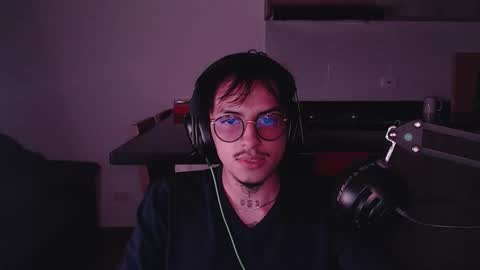 Teo independent model online show from January 11, 4:51 am