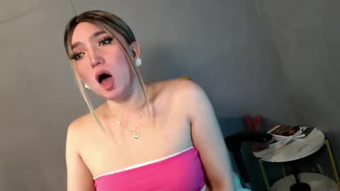 ellaine online show from March 5, 12:38 am