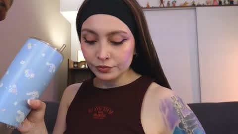 Leo and Luna online show from October 9, 4:23 pm