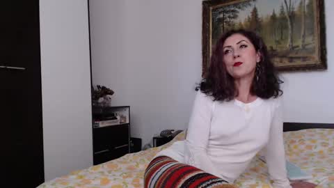 ALICIA--- online show from January 8, 9:21 am