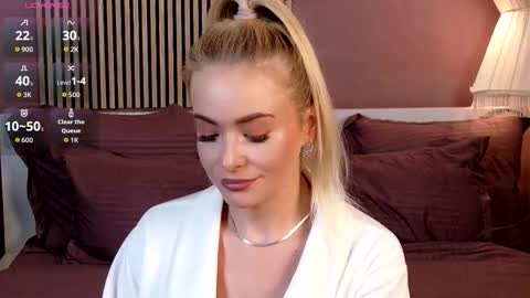 teasingjulianna online show from September 22, 1:48 pm