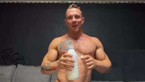 Andy Psy online show from July 7, 6:47 am