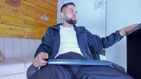 ted_montoya online show from October 28, 10:49 am