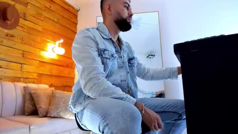 ted_montoya online show from September 22, 10:52 am