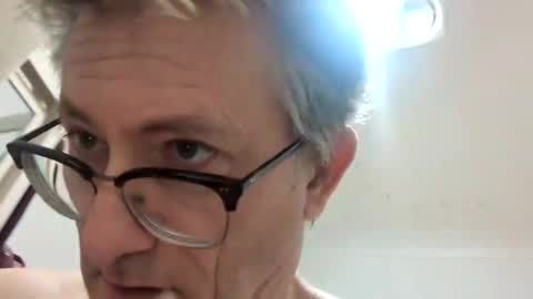 Snapshot of teddstiff chatting on December 1, 8:00 pm Theodore online show from December 1, 8:00 pm
