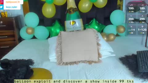 Snapshot of teddy_cowboy chatting on March 12, 8:30 am Follow me on Twitter boys ryder and instagram teddyscoot 12 online show from March 12, 8:30 am
