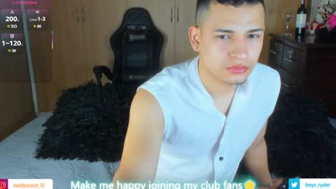 Snapshot of teddy_cowboy chatting on March 4, 10:35 am Follow me on Twitter boys ryder and instagram teddyscoot 12 online show from March 4, 10:35 am