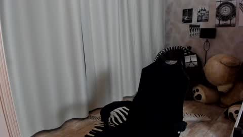 Teddy online show from January 15, 1:34 am