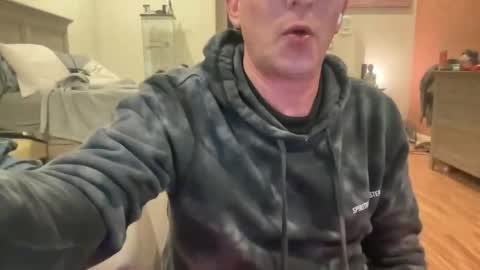 Steve online show from February 4, 6:50 am