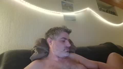 Peter online show from October 3, 6:49 pm