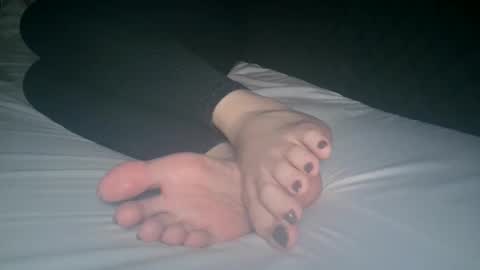 Viv West online show from October 17, 4:27 am