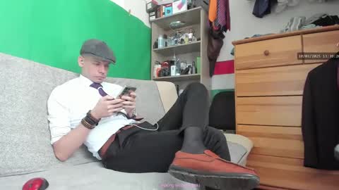 Snapshot of telepaticman chatting on March 10, 12:38 pm Virg Lszl online show from March 10, 12:38 pm