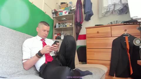 Snapshot of telepaticman chatting on March 8, 12:20 pm Virg Lszl online show from March 8, 12:20 pm