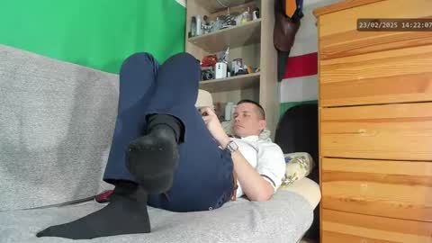 Snapshot of telepaticman chatting on February 23, 1:21 pm Virg Lszl online show from February 23, 1:21 pm