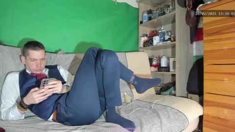 Snapshot of telepaticman chatting on February 26, 12:38 pm Virg Lszl online show from February 26, 12:38 pm