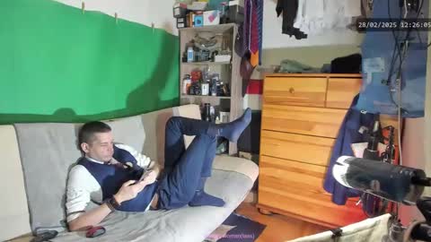 Snapshot of telepaticman chatting on February 28, 11:25 am Virg Lszl online show from February 28, 11:25 am