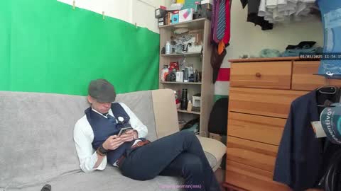 Snapshot of telepaticman chatting on March 1, 10:55 am Virg Lszl online show from March 1, 10:55 am